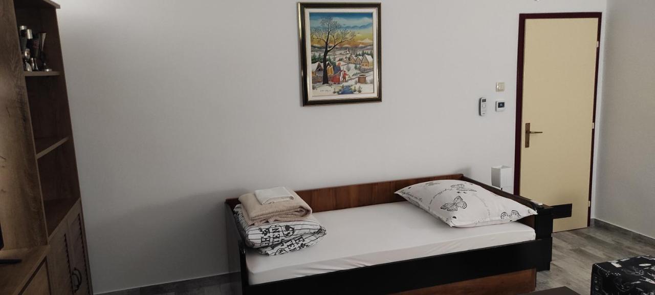 Tp Apartman 1 Križevci Eksteriør bilde